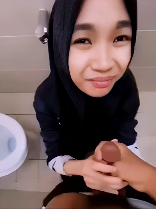 Grepe2 di Kamar Mandi Malah Keterusan Ewe