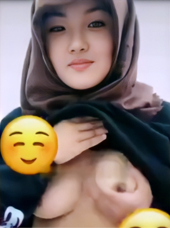 Gadis Seragam Pramuka Remes Toket