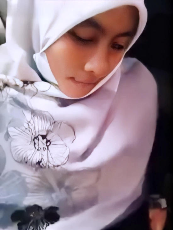 Ukhti Cantik Diewe Di Mobil Kesakitan