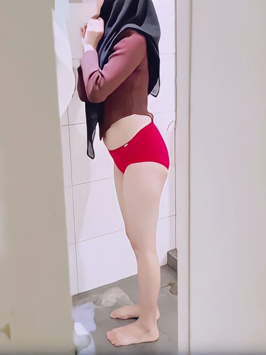 Intip Cewe Hijab Malah Minta Goyang  