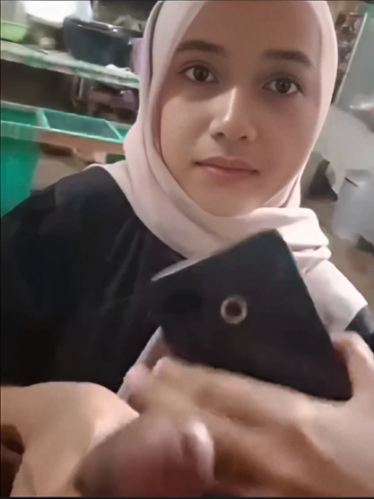 Ukhti Manis Emut Otong Sambil Liat Bokepp